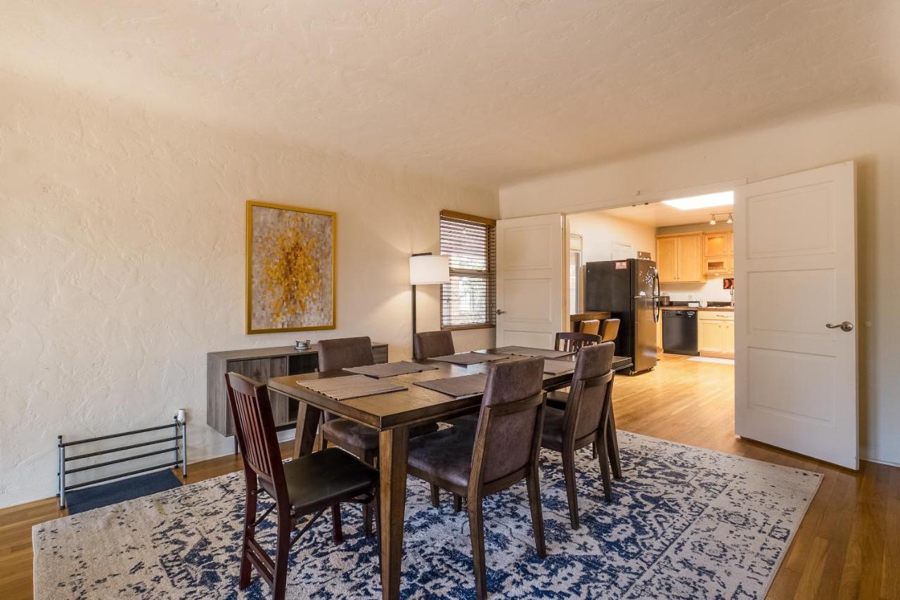 Nob Hill With Private Yard! Holiday home Albuquerque